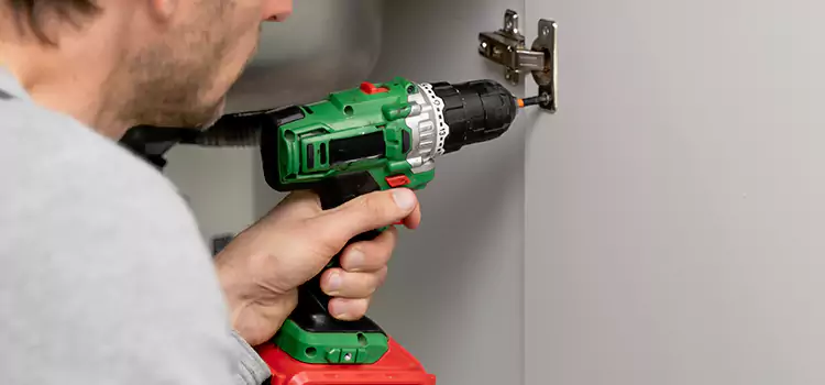 Commercial Door Hinge Repair Southampton